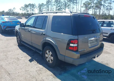 2006 Ford Explorer Xlt z USA, uszkodzony, nr VIN 1FMEU63E06UA16605